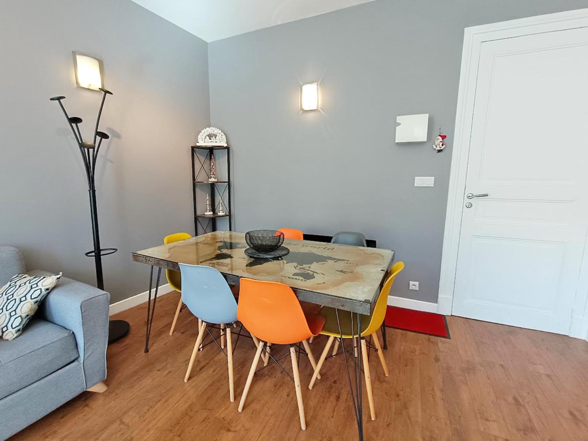 Luchon Holidays, Parking, Wifi, Balcon, Cave, T3 8 Personnes Bagnères-de-Luchon Extérieur photo