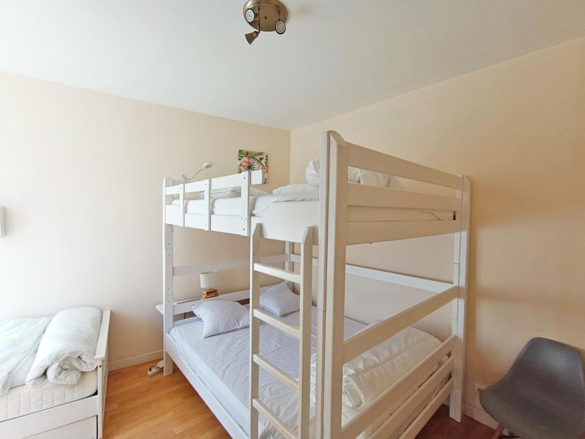 Luchon Holidays, Parking, Wifi, Balcon, Cave, T3 8 Personnes Bagnères-de-Luchon Extérieur photo